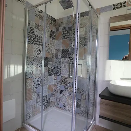 Gli Archi Sul Mare Bed & Breakfast