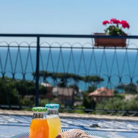 Bed & Breakfast Gli Archi Sul Mare *