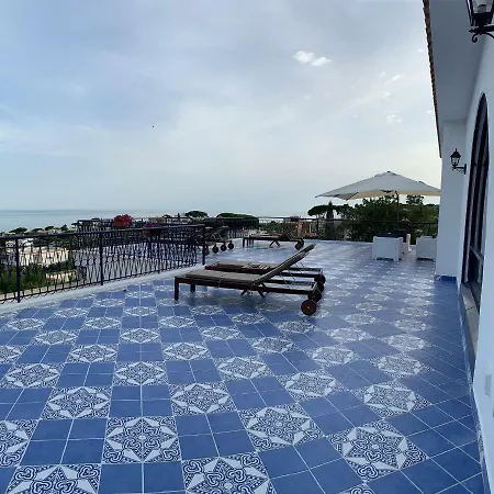 Bed & Breakfast Gli Archi Sul Mare *