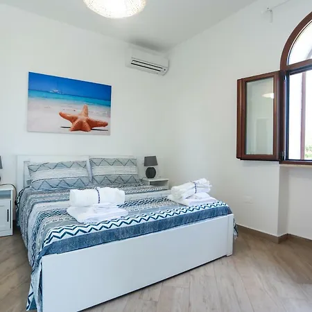 Bed & Breakfast Gli Archi Sul Mare *